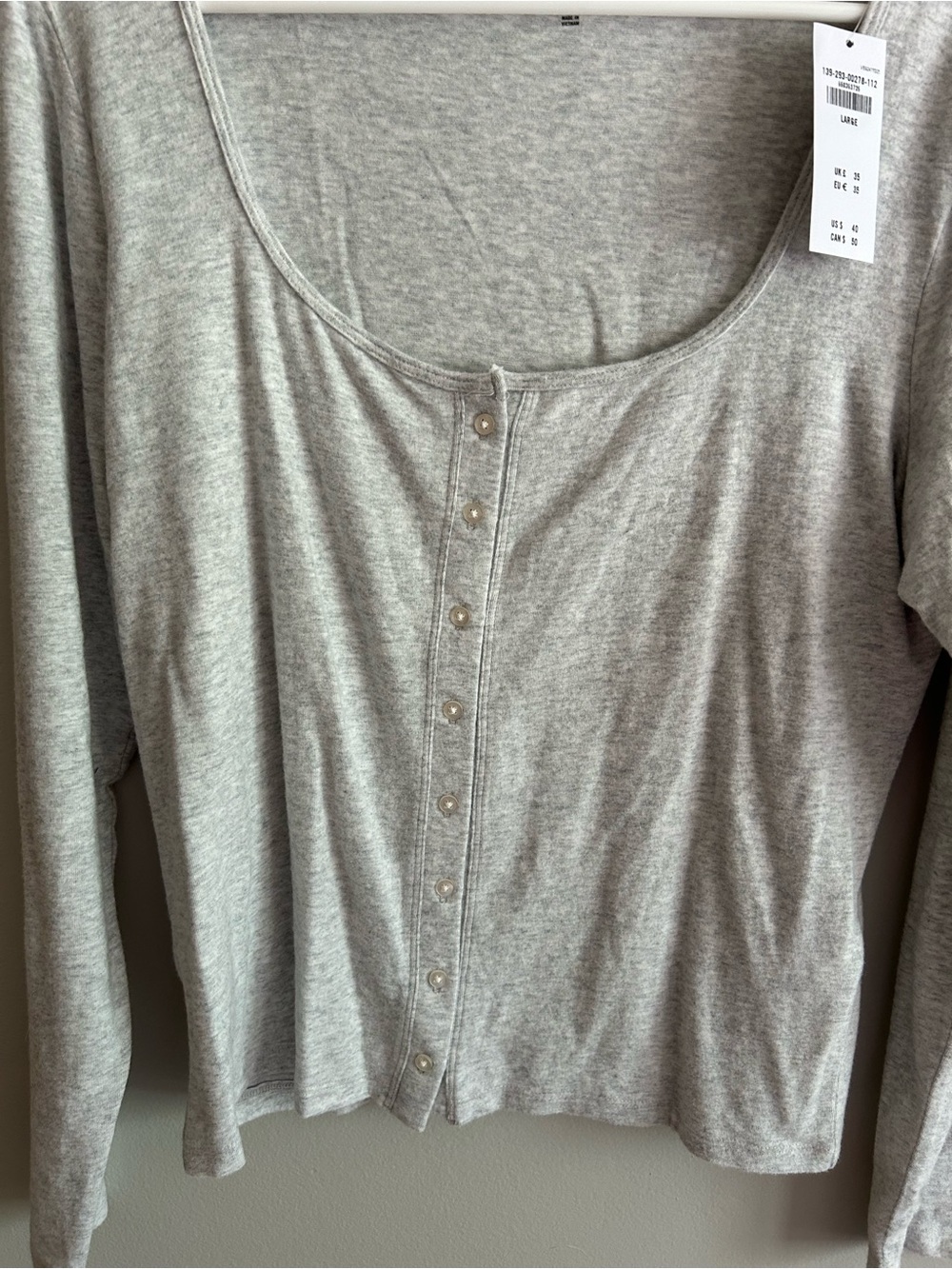 SOLD Abercrombie & Fitch NWT Long Sleeve Henley Top | Heather Gray Size L - Picture 5 of 6